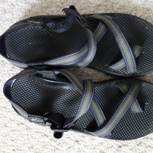 Men's Chacos size 11